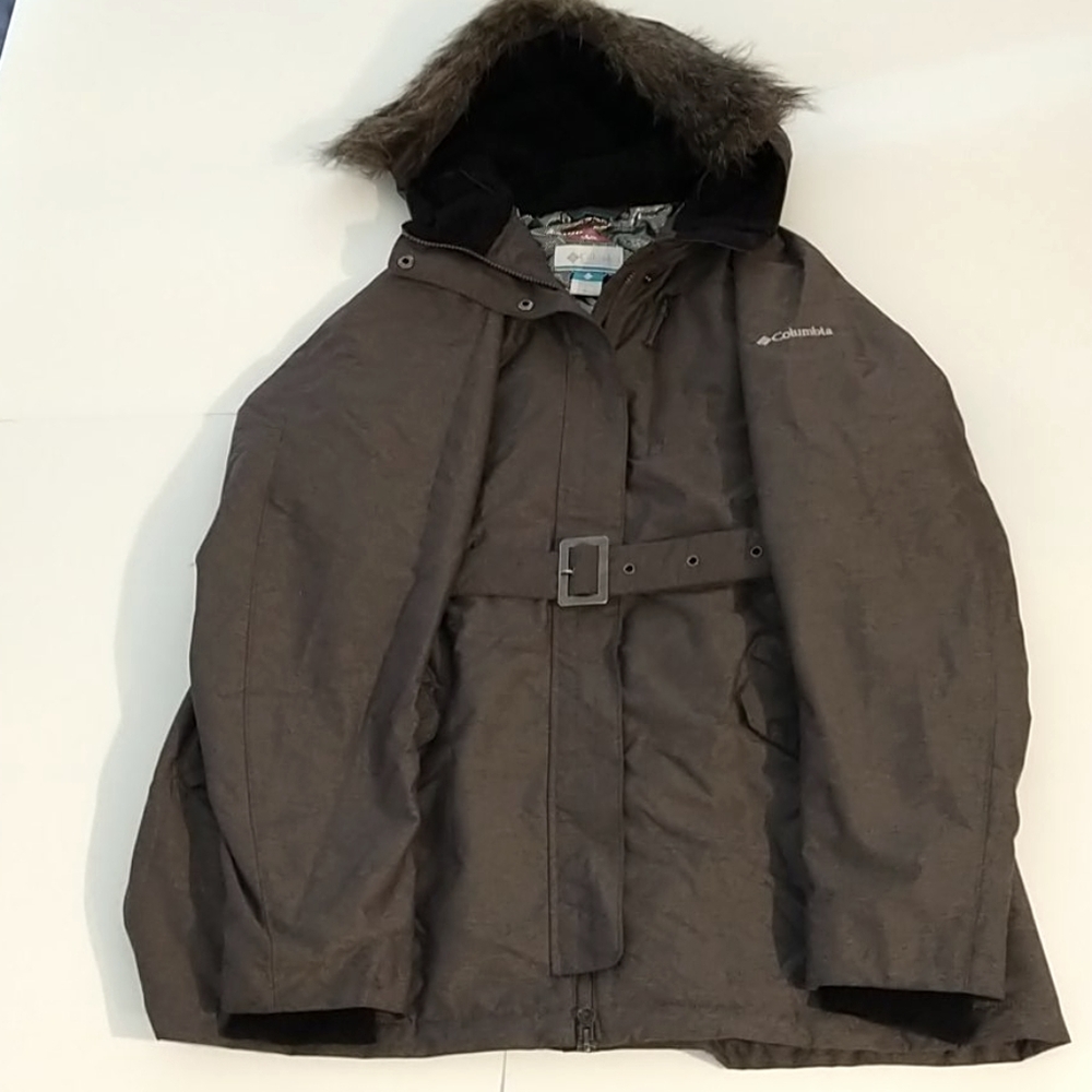 Columbia,  Ladies Winter Coat  XL
